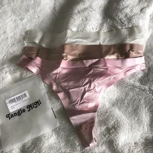 3 pack of thongs